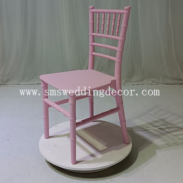 childrens plastic garden chairs