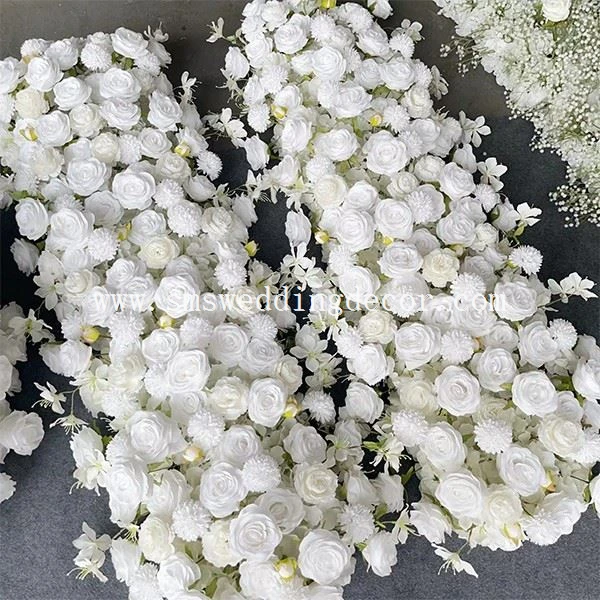 white flower arrangements wedding